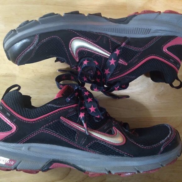 Nike Air Alvord 9 Trail Running Shoes Sneakers Black Pink Womens 9.5 - Picture 3 of 9